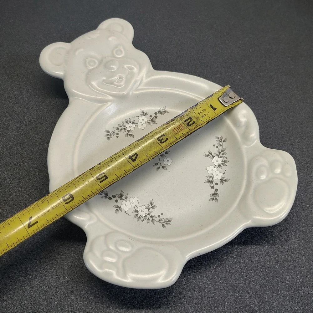 Vintage Pfaltzgraff Heirloom Bear Plate